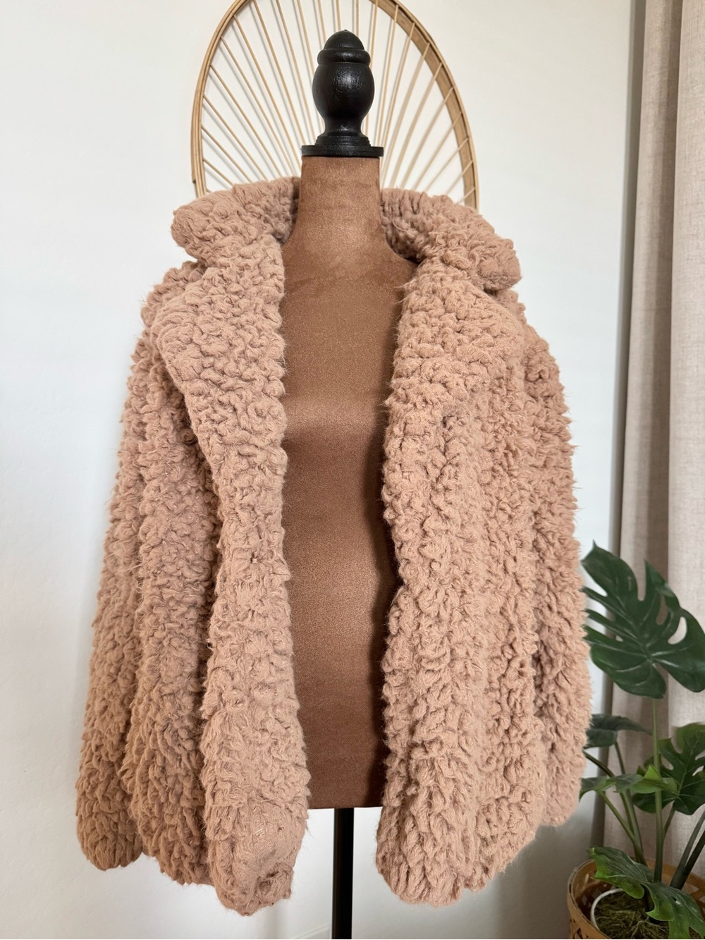 Women’s Cozy Faux Fur Teddy Coat - Blush Pink
